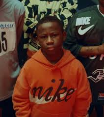 In a market so crowded with bland brands and uninventive design, cpfm clearly knows the direction they're headed, navigating the tricky terrain of streetwear. Cactus Plant Flea Market X Nike Go Flea Kollektion Dead Stock