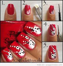 Uñas con flores en rojo. Unas De Primavera Decoraciones Con Flores Colores Pastel Y Vivos Y Estampados Maravillosos Unas Pintadas