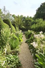 When it comes to backyards, we know what it takes to build the right fence. Best Landscaping Ideas 2021 Landscape Designs For Front Yards Backyards