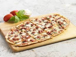 Bj S Deep Dish Pizza Review Pin By Kelsey Kelly On Work Pizza And Beer Flatbread Appetizers Great Pizza