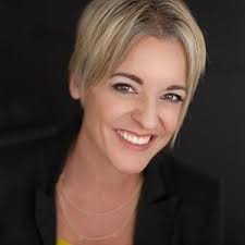 Lori Bales's Instagram, Twitter & Facebook