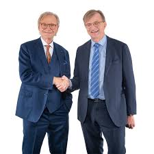 Toutes les étapes du processus de construction se font en gestion propre, au sein de willy naessens. Willy Naessens Industrial Buildings About Us