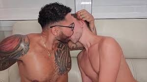 Sylvan Gavroche  skillfully performs - a  true  artist of erotic  expression