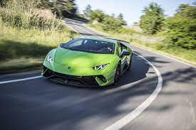 The performante leverages physics into something more: Lamborghini Huracan Performante Flugelschlag Stern De
