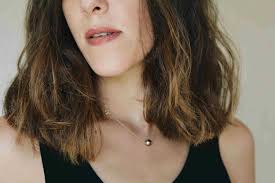 Cheveux carré long | boutiquelux55 cheveux carré long. Nouvelle Coupe De Cheveux Je Passe Au Carre Long
