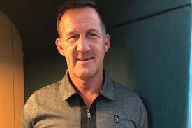 Shaun Teale's Instagram, Twitter & Facebook