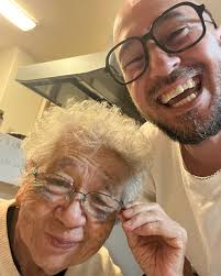 my heart is full, overflowing with gratitude after the most priceless visit  to see my aunt who is very elderly at 90 but was just so full of humor, joy  and amazing