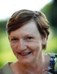 Lisa Ackley's Instagram, Twitter & Facebook