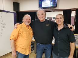 Well, i mean, in the ides of march, as governor mike morris, he's running for the democratic presidential nomination. Mte 014 Larry Millas The Ides Of March Studio Owner Audio Engineer Producer Dara
