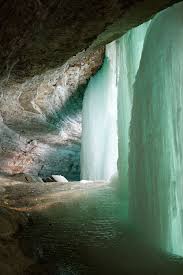 Behind Minnehaha Falls Beautiful Places To Visit Minnehaha Falls Waterfall