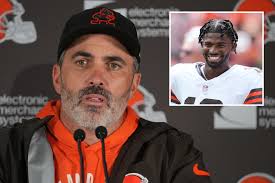 Browns take away Kevin Stefanski's HC authority: Did that influence the  decision to make Shedeur Sanders QB2? | Marca