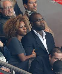 Dans quelques scènes, teddy riner apparaît un peu trop dénudé au goût de sa compagne luthna plocus. Lud On Twitter Teddy Riner Et Sa Femme