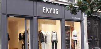 Voir cette épingle et d'autres images dans nouvelle collection printemps été 2017 par elle m. Monoprix Galeries Biocoop Trouver De La Mode Et Beaute Ethiques En Magasin Partout En France Happy New Green