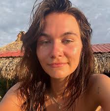 Ciao everyone, my name is Helen, i'm 25 years old and from germany. because  i move to rome in september for uni, i am still in the need of an apartment  or