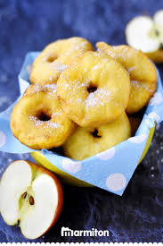 Pour Mardi Gras Essayez Cette Recette Facile Et Tres Rapide De Beignets Aux Pommes On Adore Recette Beignet Aux Pommes Recette Beignet Beignet Aux Pommes