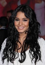 These hairstyles for thick curly hair can be done in a flash, and best yet, don't sacrifice style! Layered Hairstyles For Long Hair Round Face