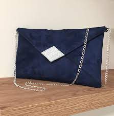 Pochette Mariage Bleu Marine En Suedine Paillettes Argentees Etsy Sac Pochette Pochette Mariage Pochette De Soiree
