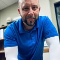 Damien Blevins's Instagram, Twitter & Facebook