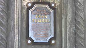 Framanta aluatul cu smantana, facu o turtita si o baga la cuptor. Mormintul Lui Aron Pumnul Youtube