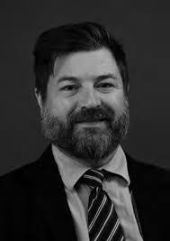 Devon Middleton's Instagram, Twitter & Facebook