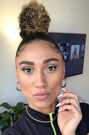 Layla Leonard (laurenleonard3)