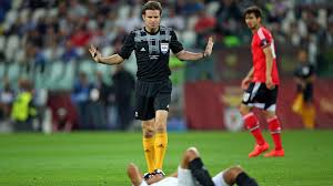 It was founded in 1934 en was formerly known as tschammerpokal. Felix Brych Leitet Dfb Pokalfinale In Berlin Dfb Deutscher Fussball Bund E V