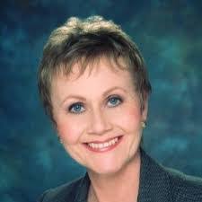 Kerry Schroeder's Instagram, Twitter & Facebook