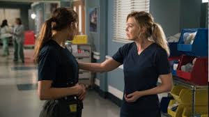 Station 19 is called upon to organize shipments of supplies and assist. Grey S Anatomy Y Station 19 Cruzan Sus Historias Revista Neo