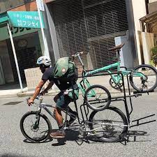 daisy messenger on instagram 自走不能な自転車や出張修理で対応しきれない修理内容の場合に自転車をピックアップする自転車が完成しました shin服部製作所と進めてきたプロジェクトのこれはプロトタイプ アドバタイジングバイクとして cargo bike xtracycle