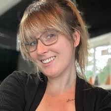 Allen Linder's Instagram, Twitter & Facebook