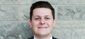 Robin Brace's Instagram, Twitter & Facebook