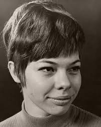 Pamela Denton's Instagram, Twitter & Facebook