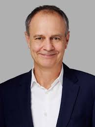 Geschäftsleitung: Patrick Frank