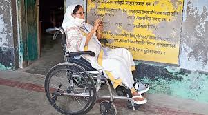 Trinamool congress chief and bengal chief minister mamata banerjee is facing a. West Bengal Assembly Elections 2021 Mamata Banerjee Confined At Booth For Hours Telegraph India