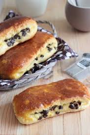 Brioches Suisses Aux Pepites De Chocolat Version Plus Light سعاد Pinterest Gesundes Brot Brot Et Kuchen