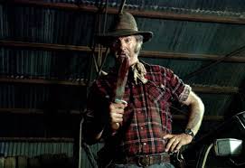 The film begins by introducing the three protagonists, cassandra magrath as liz hunter, kestie morassi as kristy earl and nathan phillips as ben mitchell. Wolf Creek 2005 And Wolf Creek 2 2013 Review My Favorite Horror