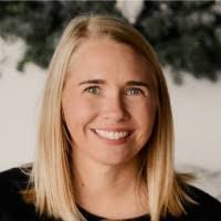 Angela Deskins's Instagram, Twitter & Facebook