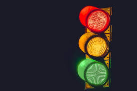 Actúan por interruptores automáticos que regulan los tiempos (la duración del ciclo se limitó tras efectuar estudios psicológicos del. Este Ingeniero Lucho Contra La Luz Ambar Del Semaforo Y Gano Ahora Organismos Internacionales Plantean Ampliar Su Duracion