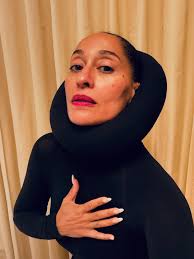 Live with Lucy Goff founder of the brilliant LYMA laser. Medical grade  technology that's never been available before for at home use. Now  available in the US! @lymalife #lymalaser