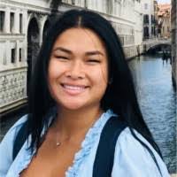 Amy Stinchcomb's Instagram, Twitter & Facebook