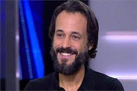 أمير شاهين بـالعباءة في كواليس مسلسل زي القمر. Ø§Ù„Ù…ØªØ­Ø¯Ø© ØªØ¹Ù„Ù† Ø¹Ù† Ù…Ø³Ù„Ø³Ù„ ÙƒÙˆÙÙŠØ¯ 25 Ù„Ù€ ÙŠÙˆØ³Ù Ø§Ù„Ø´Ø±ÙŠÙ Ø±Ù…Ø¶Ø§Ù† 2021 Ø¨ÙˆØ§Ø¨Ø© Ø£Ø®Ø¨Ø§Ø± Ø§Ù„ÙŠÙˆÙ… Ø§Ù„Ø¥Ù„ÙƒØªØ±ÙˆÙ†ÙŠØ©