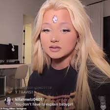 Alabama was born on 24th december 2005 in california, united states of america. Travis Barker Alabama S Daughter 15 Says Mother Shanna Moakler Hasn T Seen Her For Seven Months Fr Fr24 News English