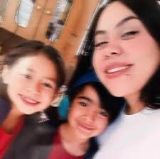 Rocio Jazmin Escobar (@rociojazzescobar) • Facebook