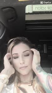 Cora Otto's Instagram, Twitter & Facebook