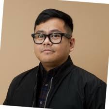 If you told me 10 years ago that I'd be speaking at a conference about how  I built a career in tech marketing, I'd think you're crazy, but here I am  today! |