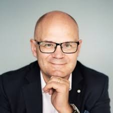 Today is a very special day in my adopted country of Sweden. It is  Midsommar, a very important holiday for all Swedes around the world.  Steeped in ancient traditions of celebrating the