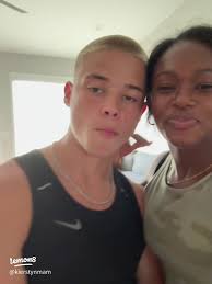 How to Perfectly Part Your Hair for Braiding