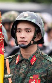 Hong Anh memainkan watak Thuy Kieu