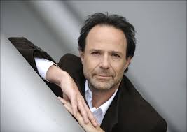 À 18 ans, il s'engage à la croix rouge française où il passe 6 ans à divers postes. Marc Levy France S Best Selling Storyteller