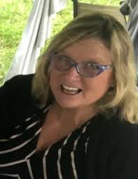 Sue Meade's Instagram, Twitter & Facebook